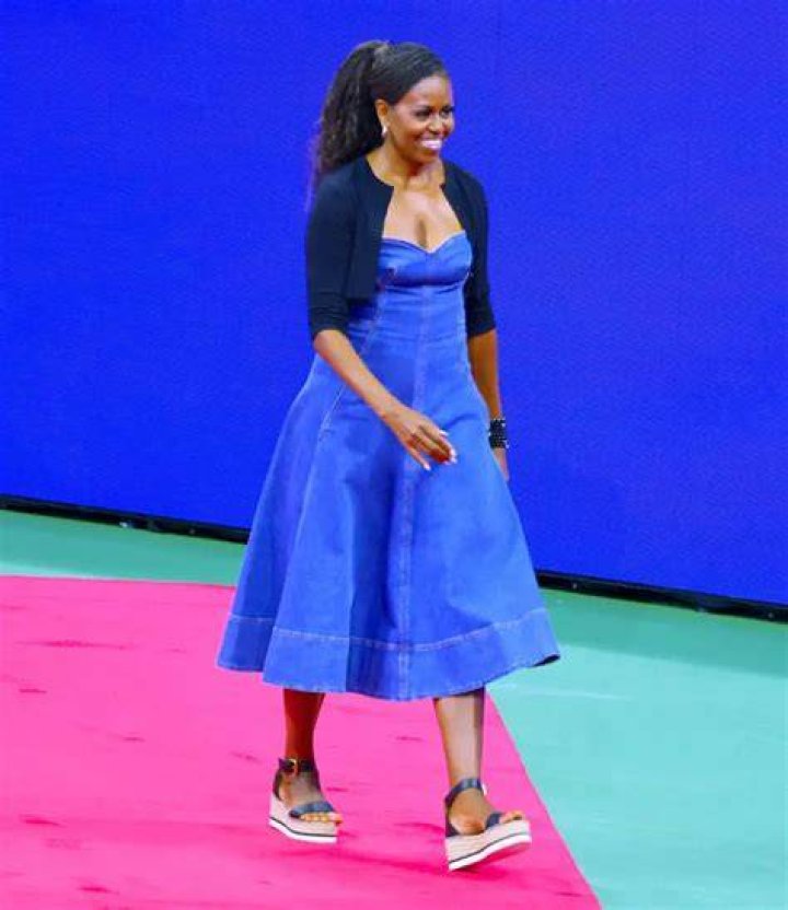 What Size Shoe Does Michelle Obama Wear? Uncovering Her Physical Details